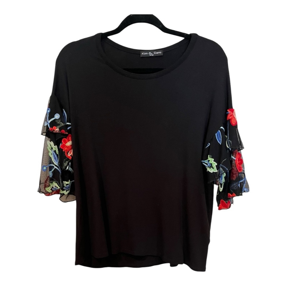 Kim & Cami black embroidered ruffle sleeve top blouse size large